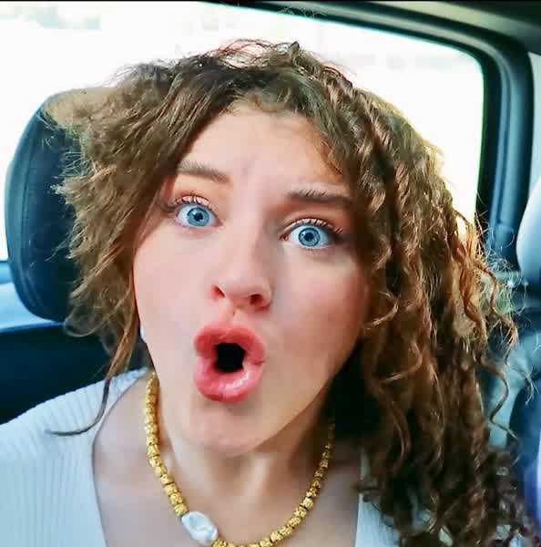 Sabre Norris - Teen Thicc Youtube Photos